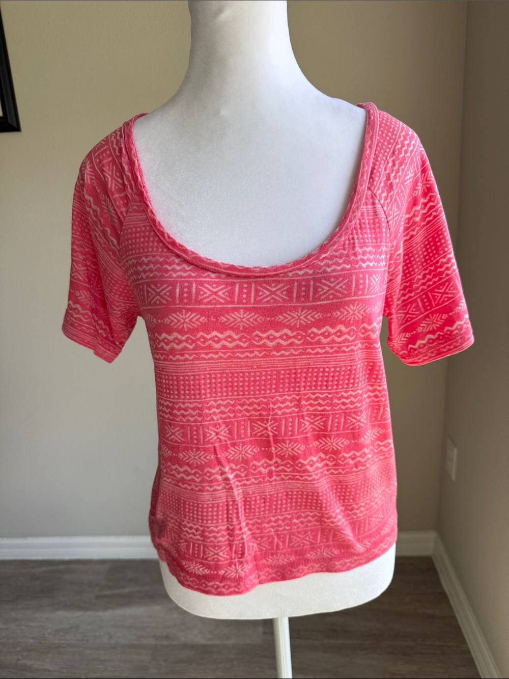 Threads 4 Thought Coral Pink Scoop Neck Short Sleeve Top